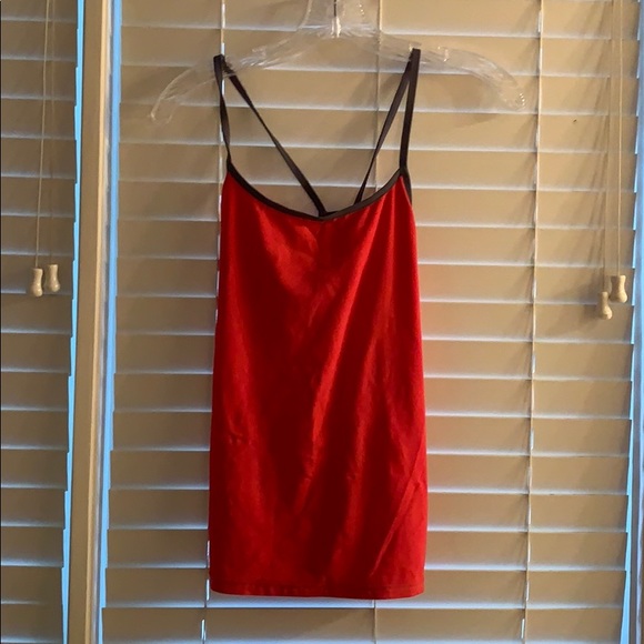 FOUR KSWISS Athletic Tanks - Picture 3 of 8